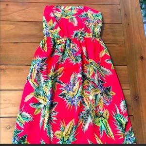 NWT Prettylittlething maxi dress